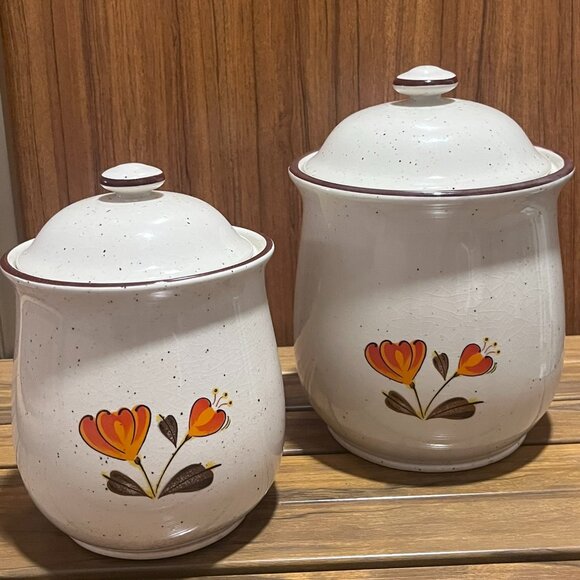 (VK)Vintage 1970s Valencia Poppy Stoneware Canisters (2) - Picture 5 of 9